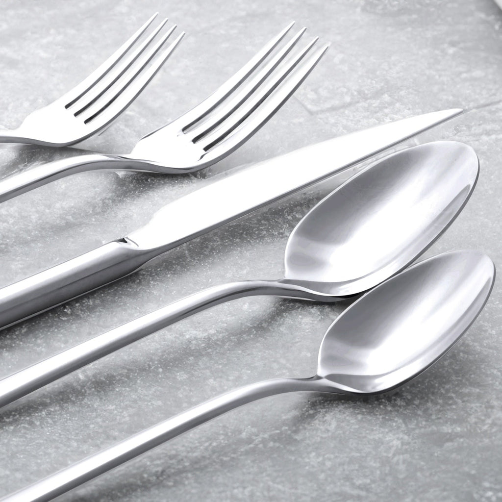 At The Table Emilia Mirror Flatware Set 20 Piece Silver
