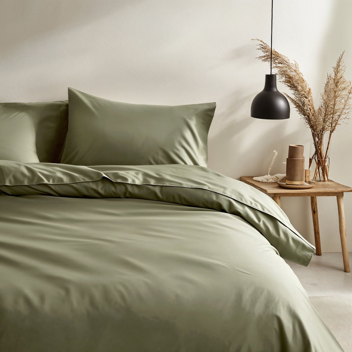Luxe Australian Hotel Grade Sateen Twin Bedding Bundle