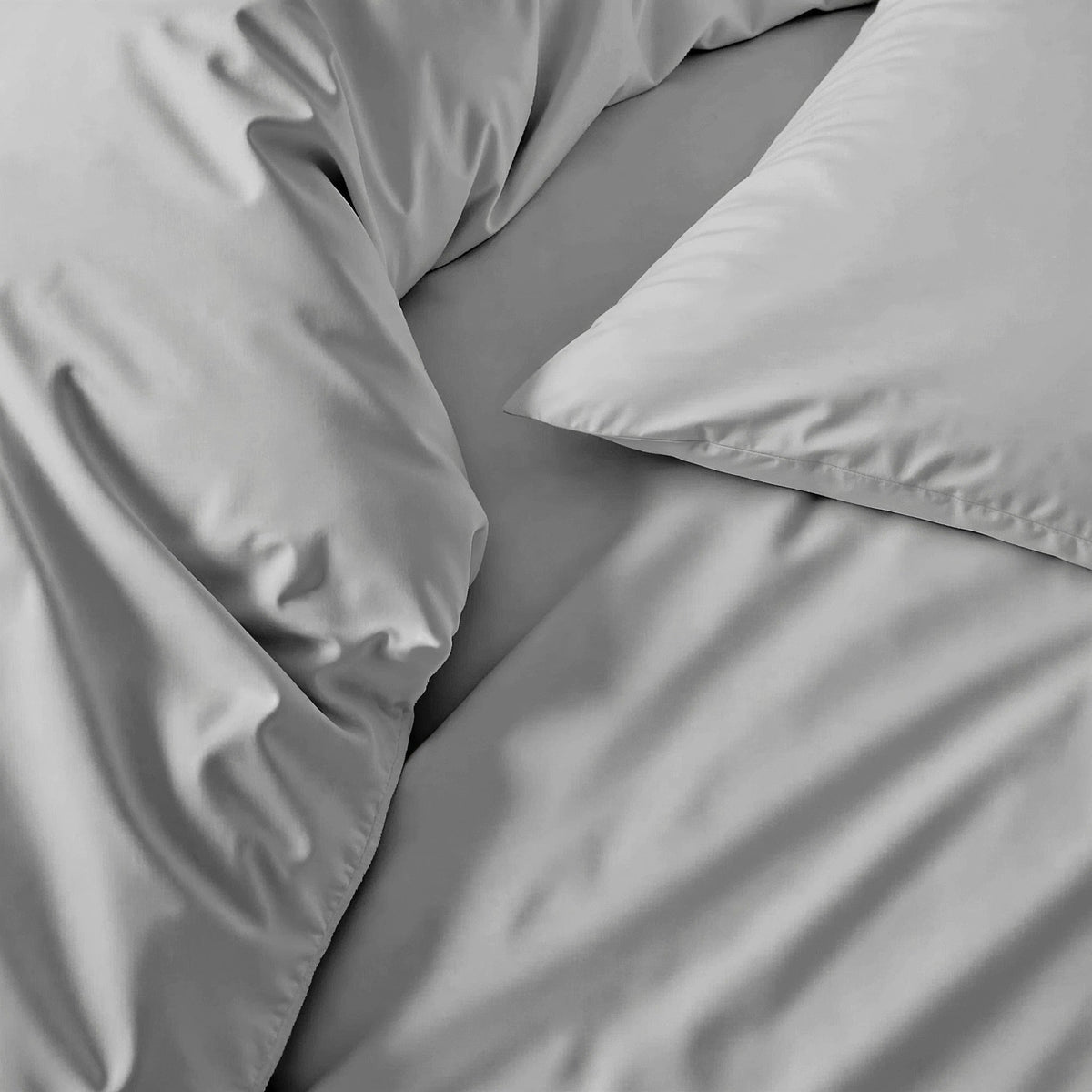 Luxe Australian Hotel Grade Sateen Twin Bedding Bundle