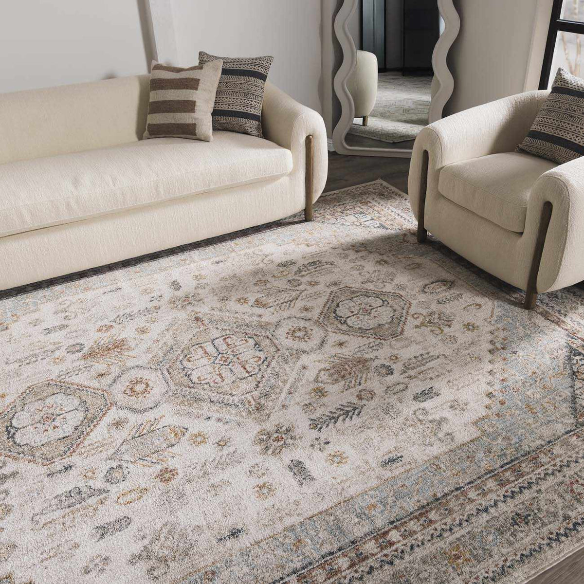 Lumina Kouta Light Gray Area Rug Machine Woven Turkish Elegance