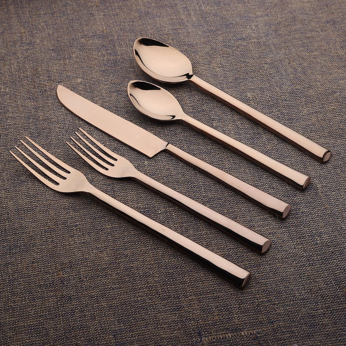 Aurelia Diana PVD Tarnish Resistant Flatware 5 Piece Set