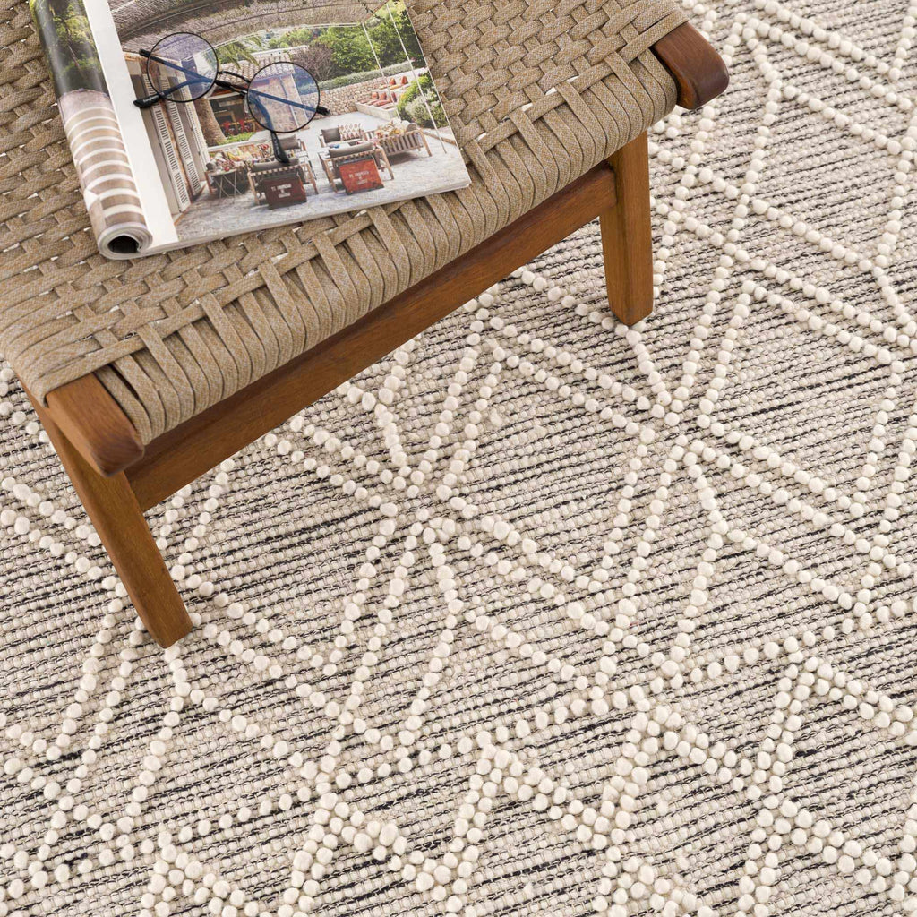 Ramsbury Ivory Black Handcrafted Wool Area Rug