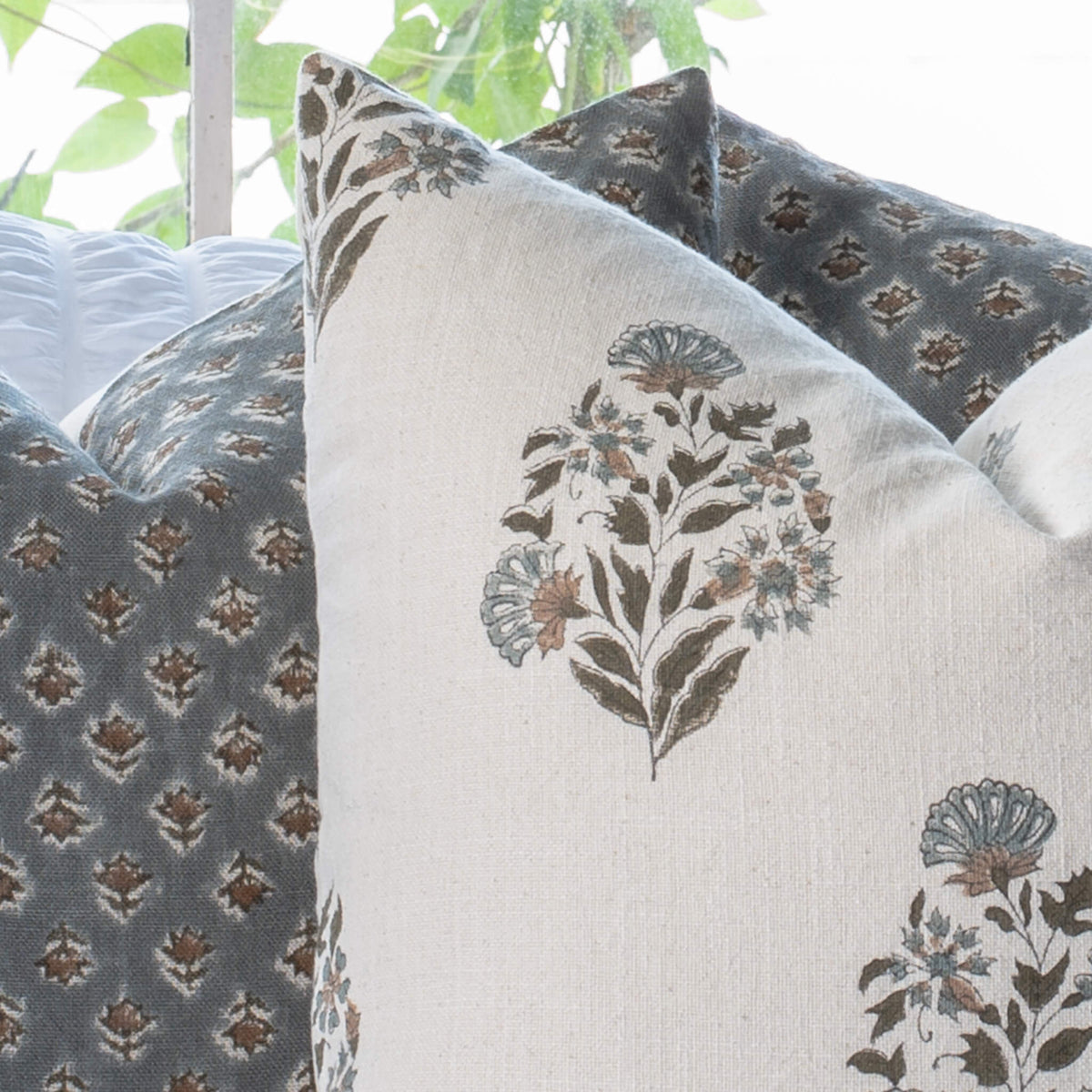 Limited Edition Aster Linen Pillow Cover With Florals