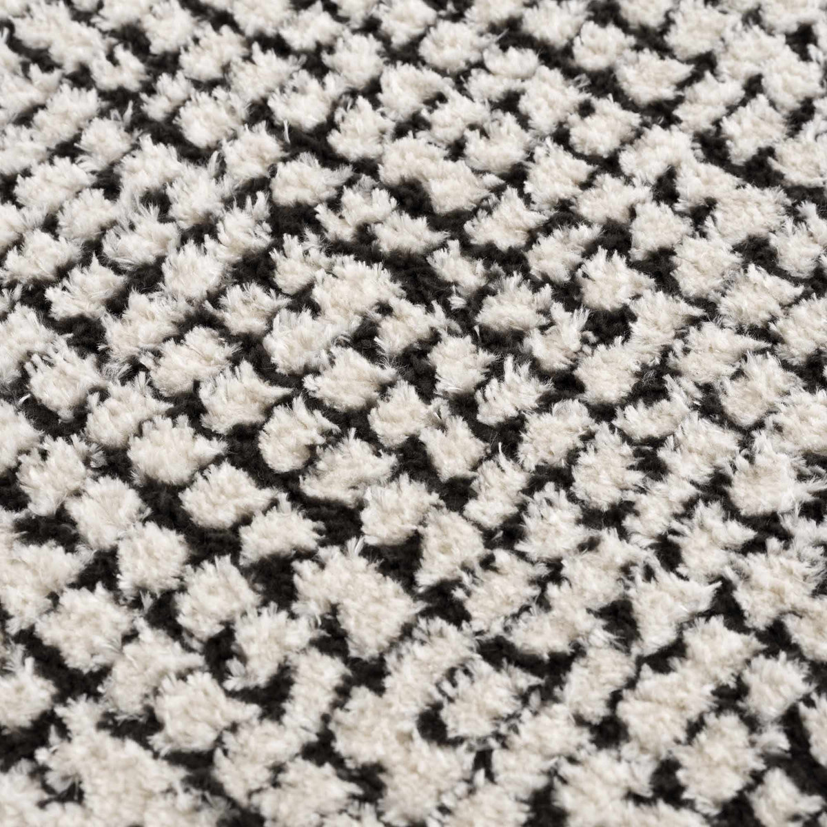 Keita Ivory Black Grid Plush Rug With Luxe High Pile
