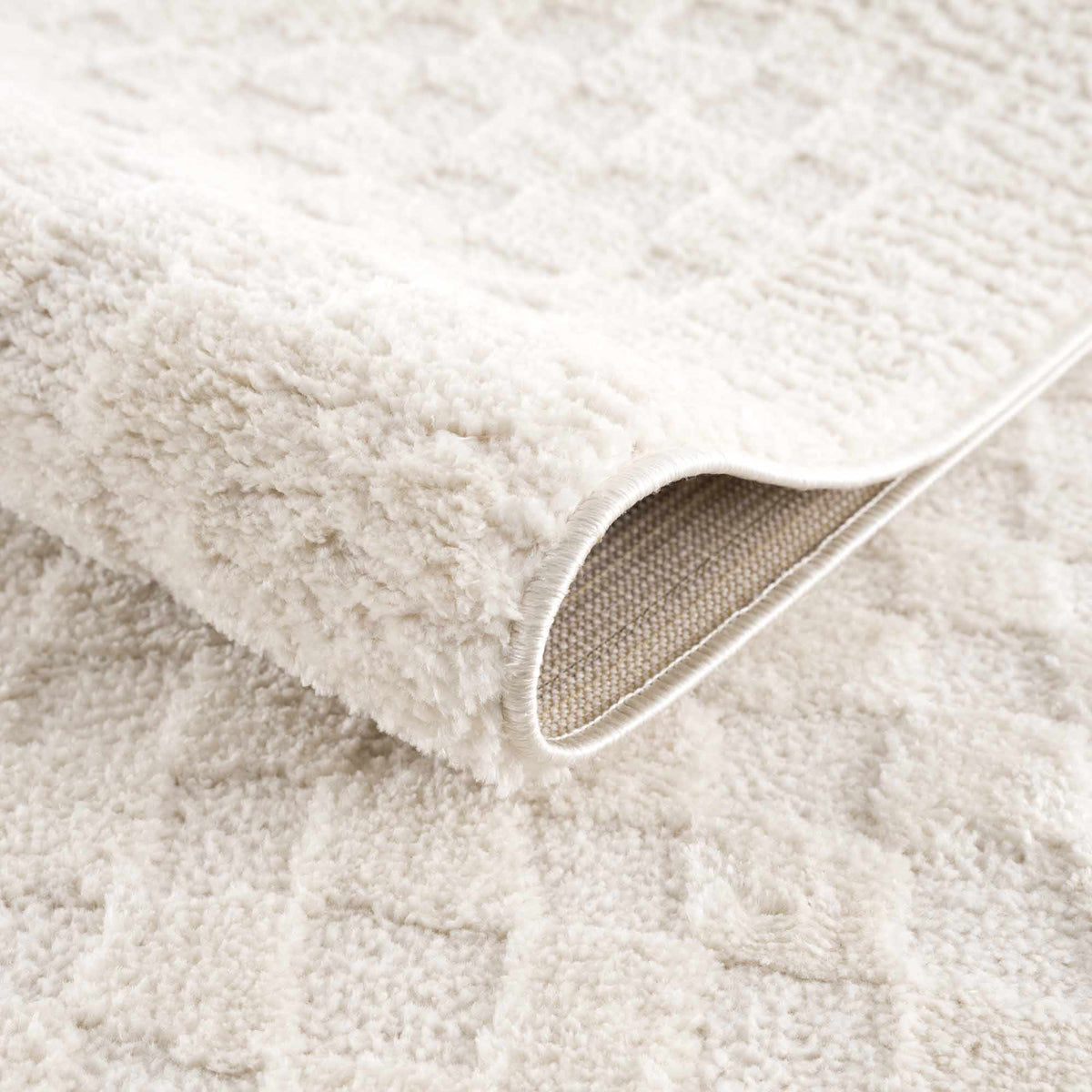 Lumina Home Leryn Ivory Plush High Pile Check Area Rug