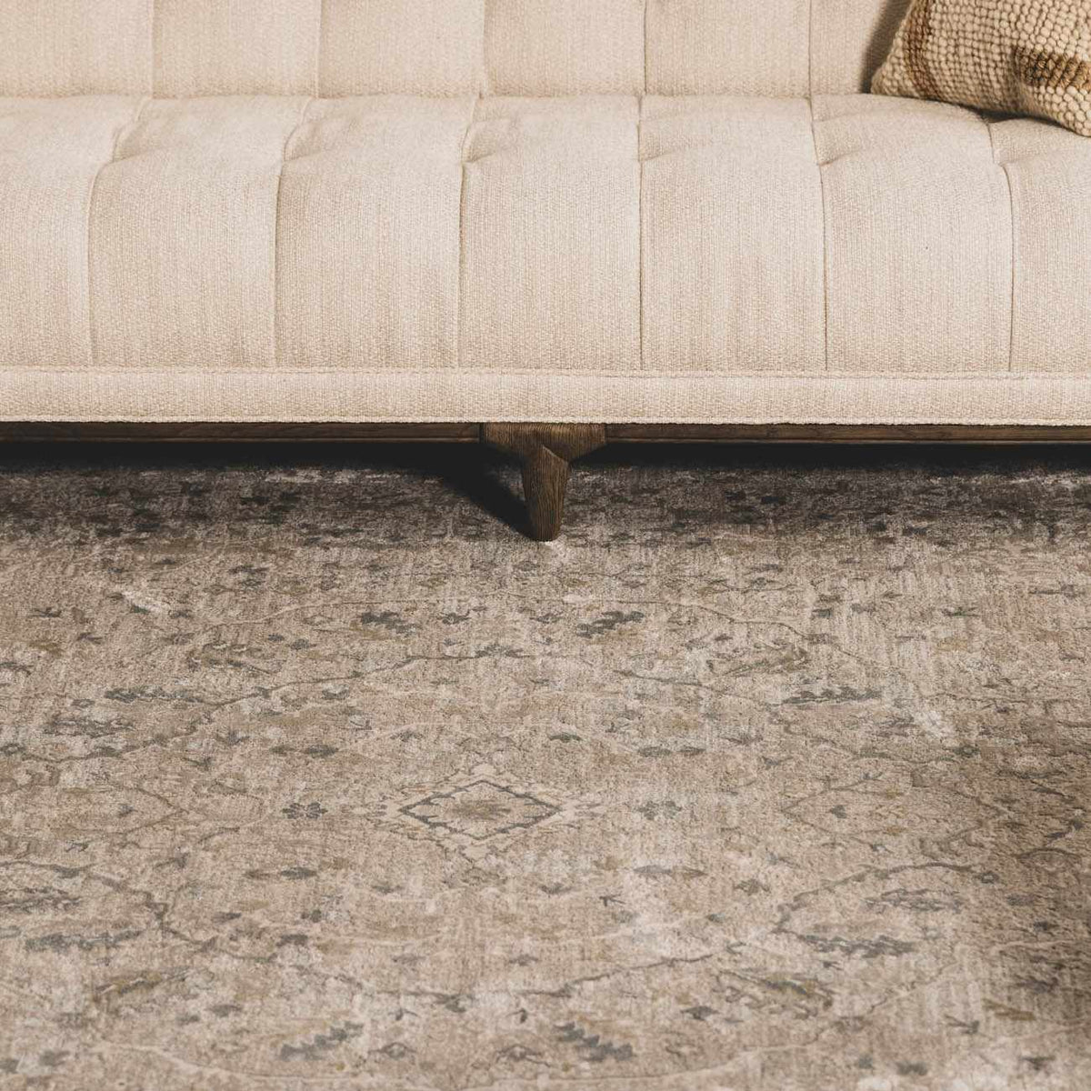 Glengarry Luxe Taupe With Teal Accent Fringe Area Rug