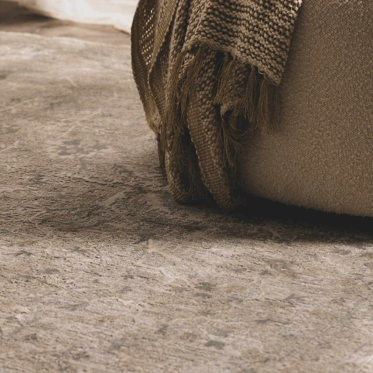 Glengarry Luxe Taupe With Teal Accent Fringe Area Rug