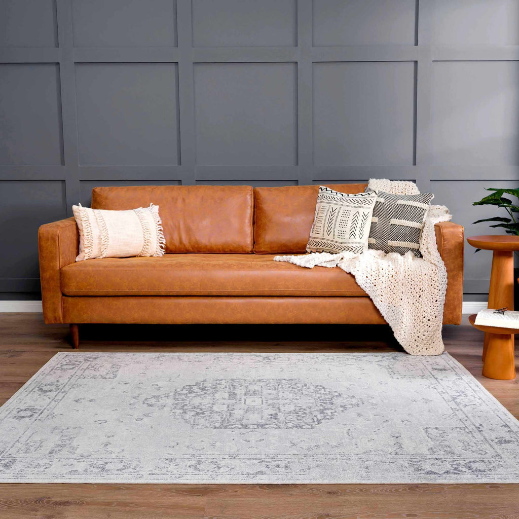 Akram Anthracite Washable Rug With Traditional Pattern