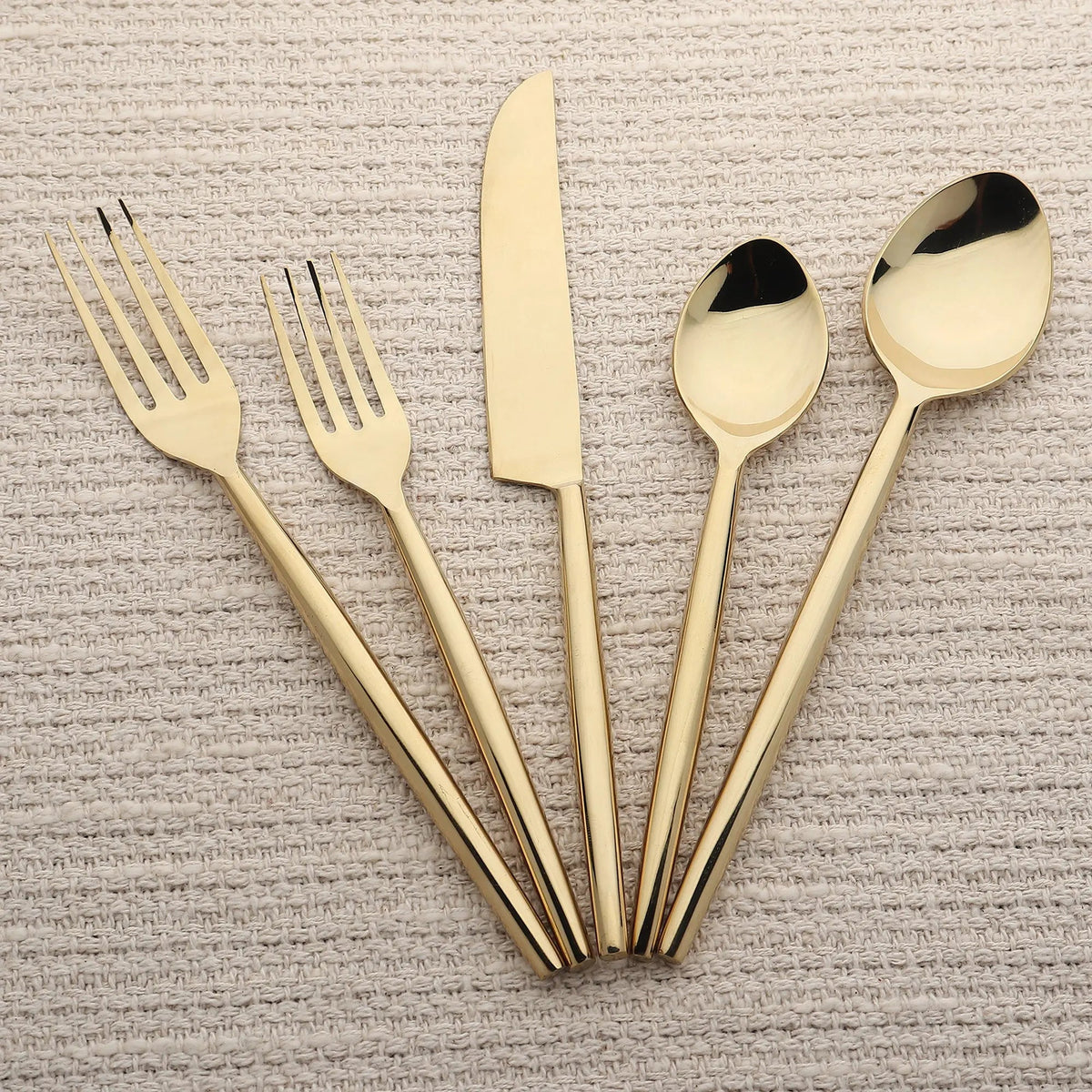 Brio PVD 5 Piece Flatware Set With Elegant Minimalist Design