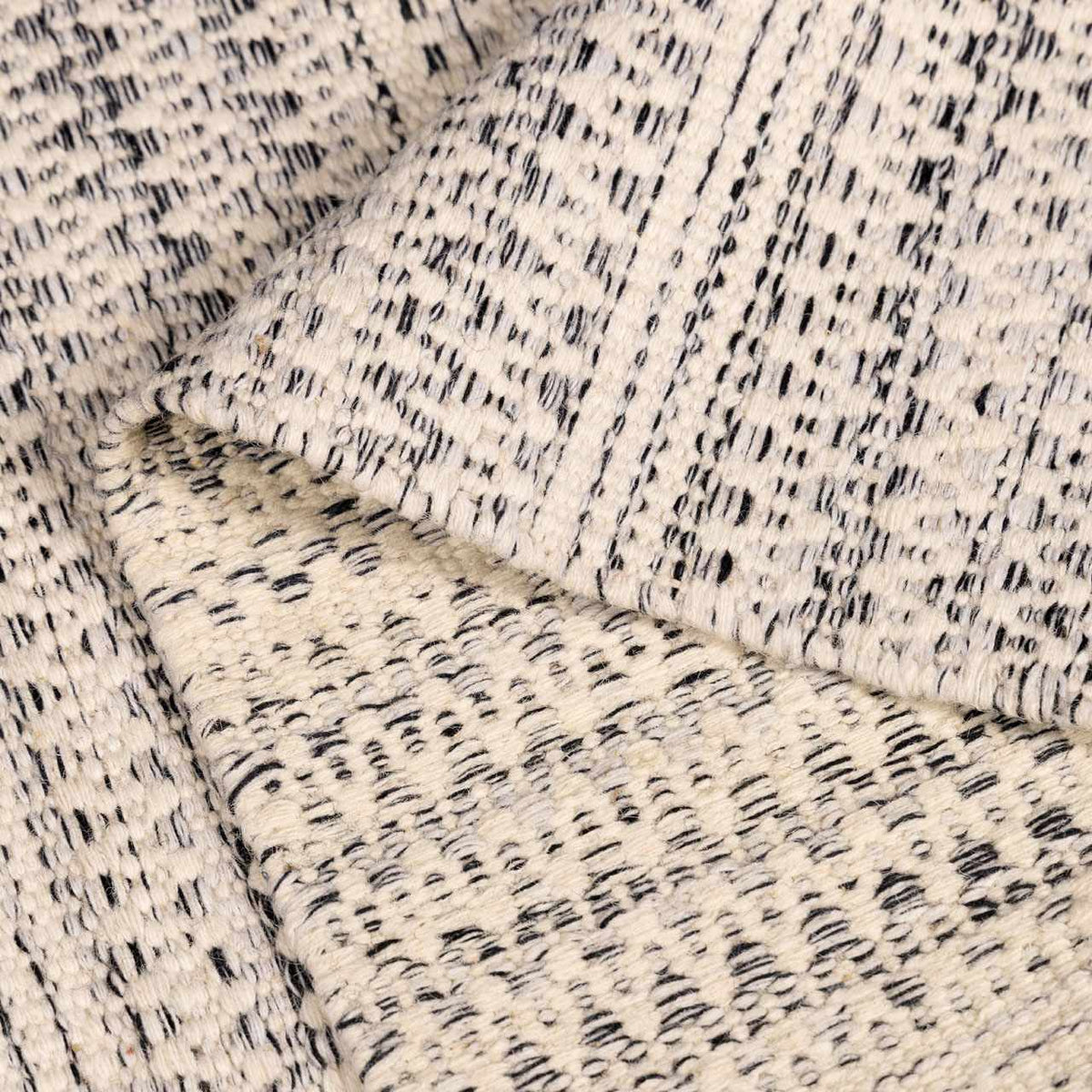 Williford Classic Hand Woven Wool Area Rug Cream And Black
