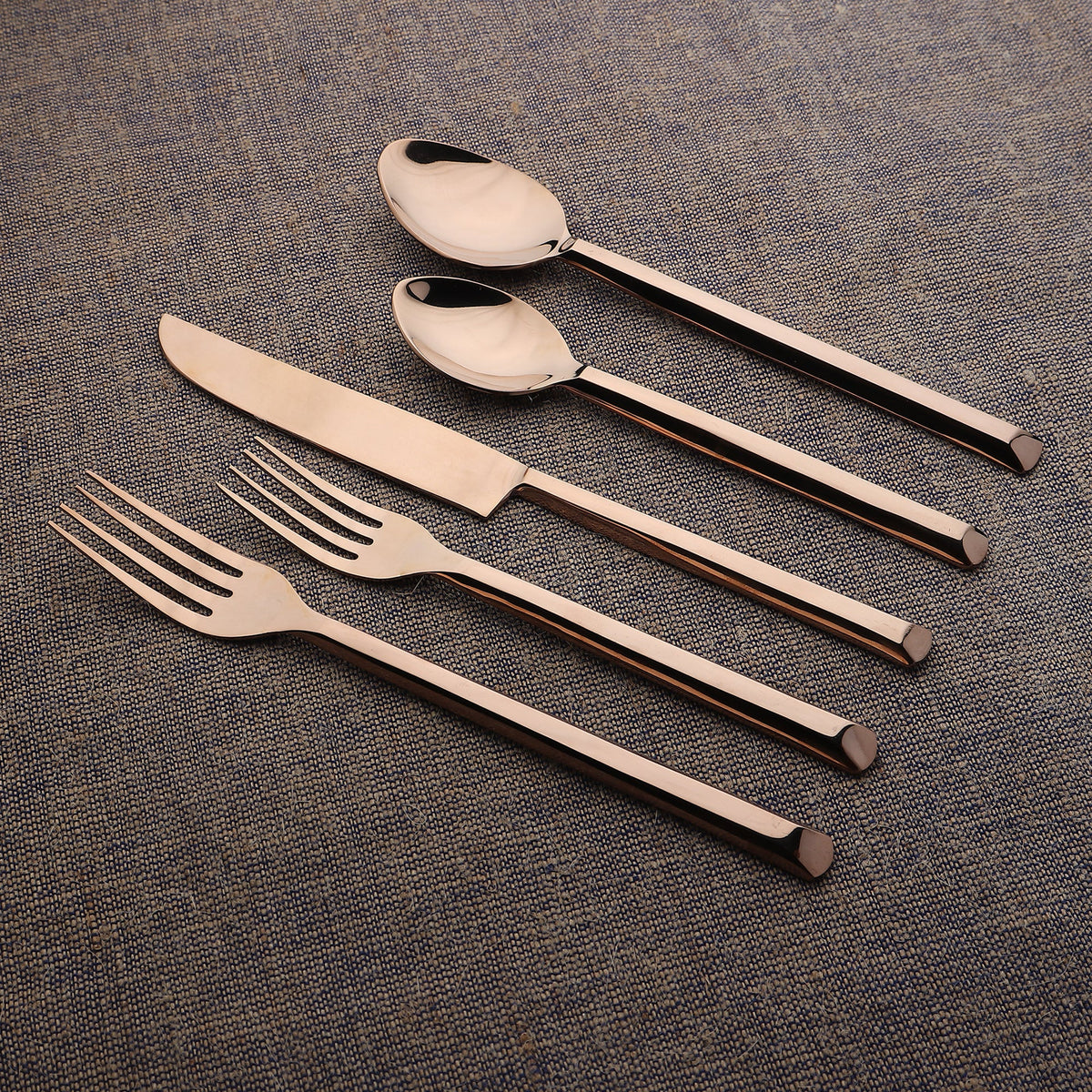 Plateau PVD Flatware 5 Piece Place Setting Square Handles