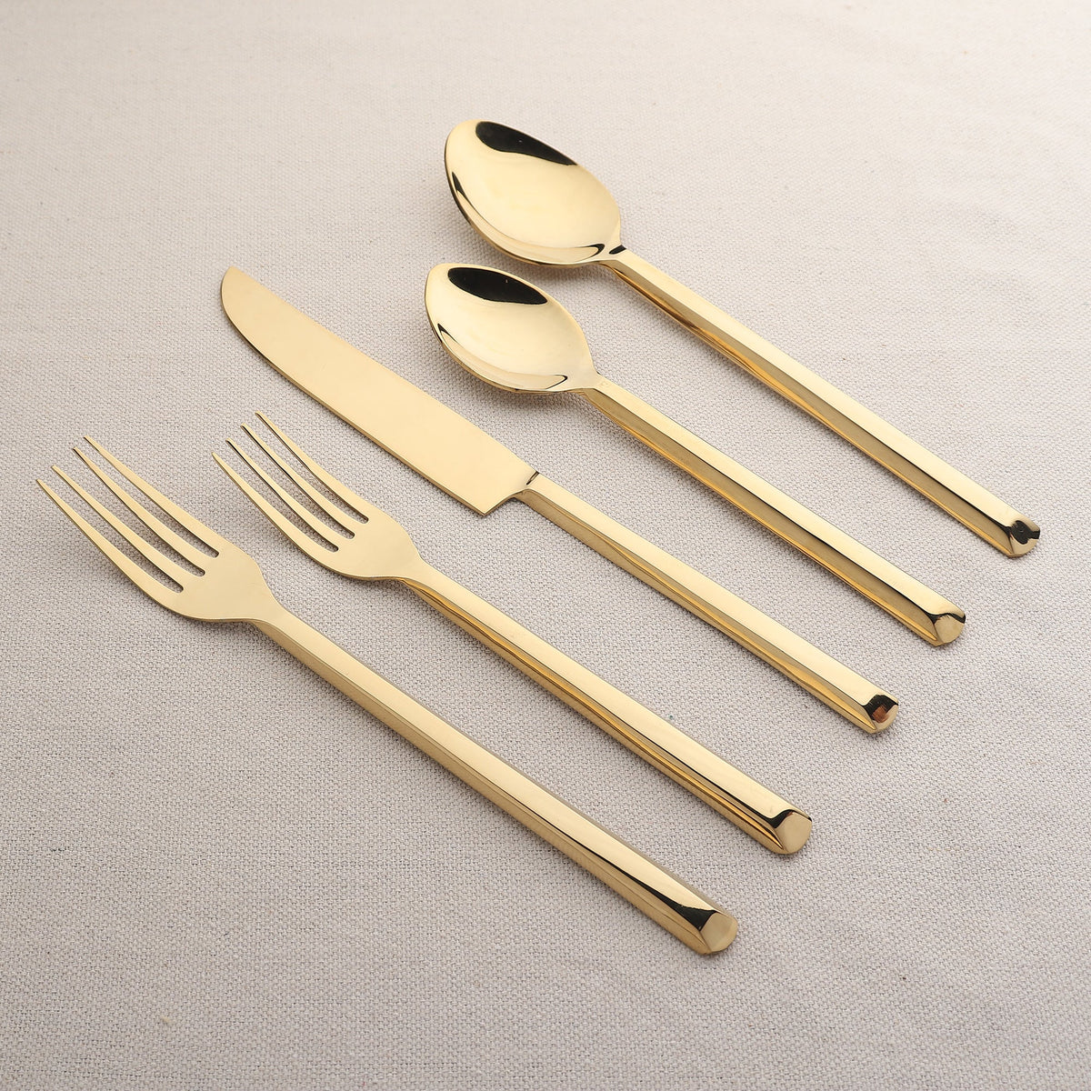 Plateau PVD Flatware 5 Piece Place Setting Square Handles