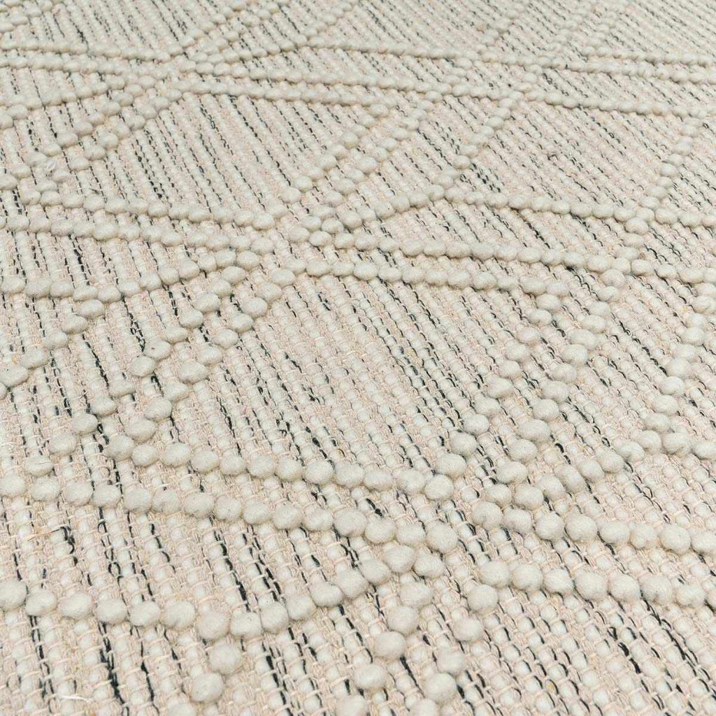 Ramsbury Ivory Black Handcrafted Wool Area Rug