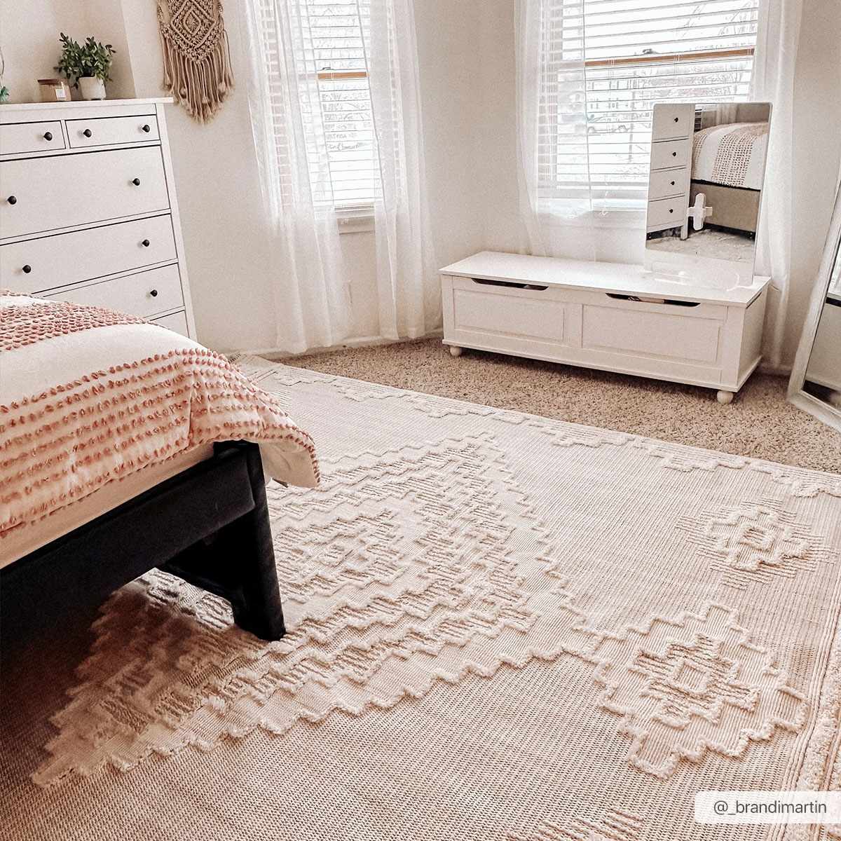 Rosales High Low Pile Elegant Soft Cream Handcrafted Rug