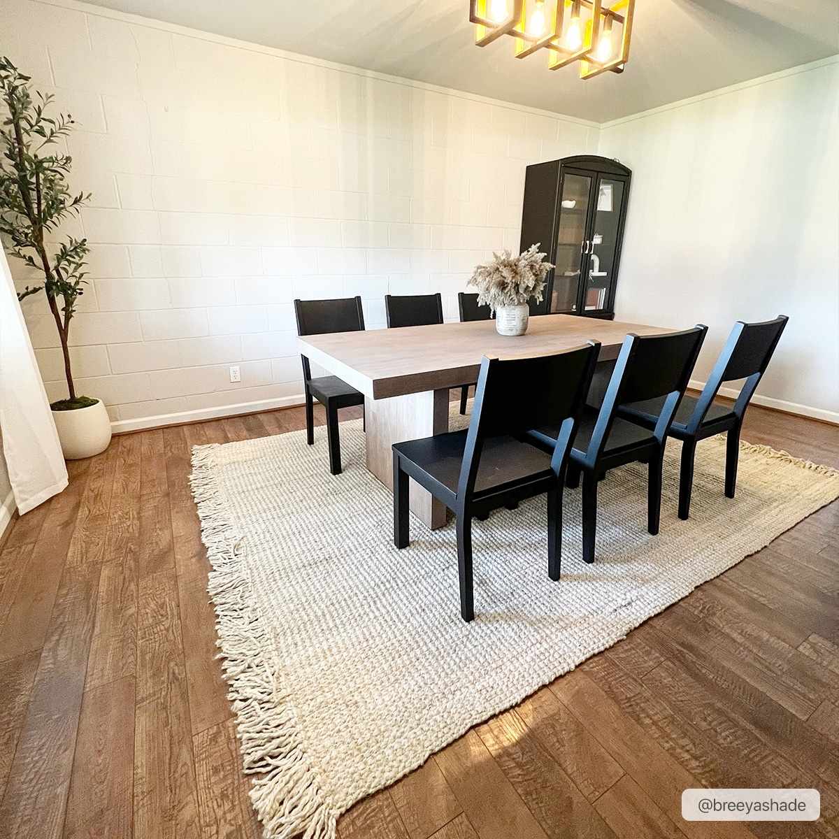Senneterre Hand Woven Bleached Jute Rug With Tassel Fringe