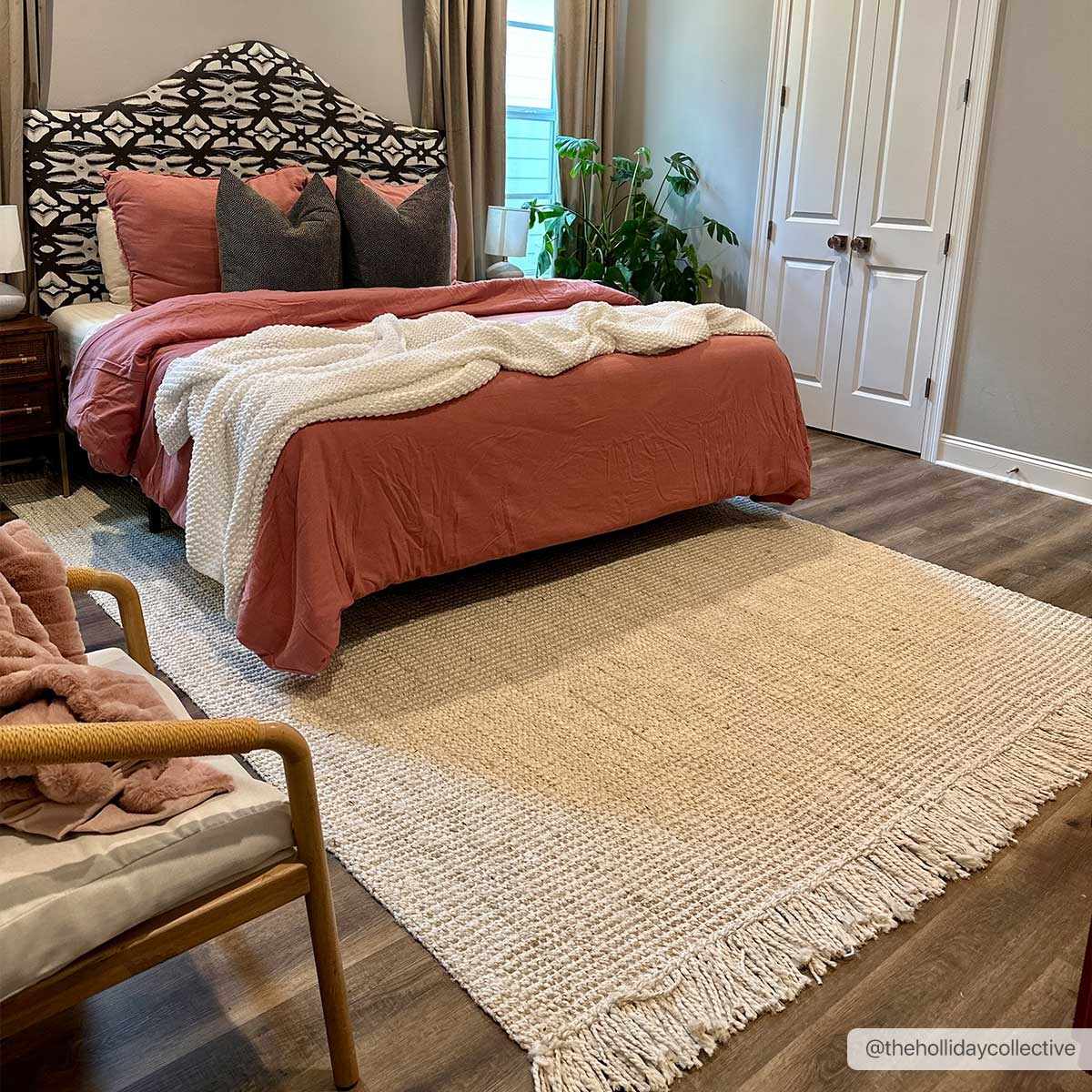 Senneterre Hand Woven Bleached Jute Rug With Tassel Fringe