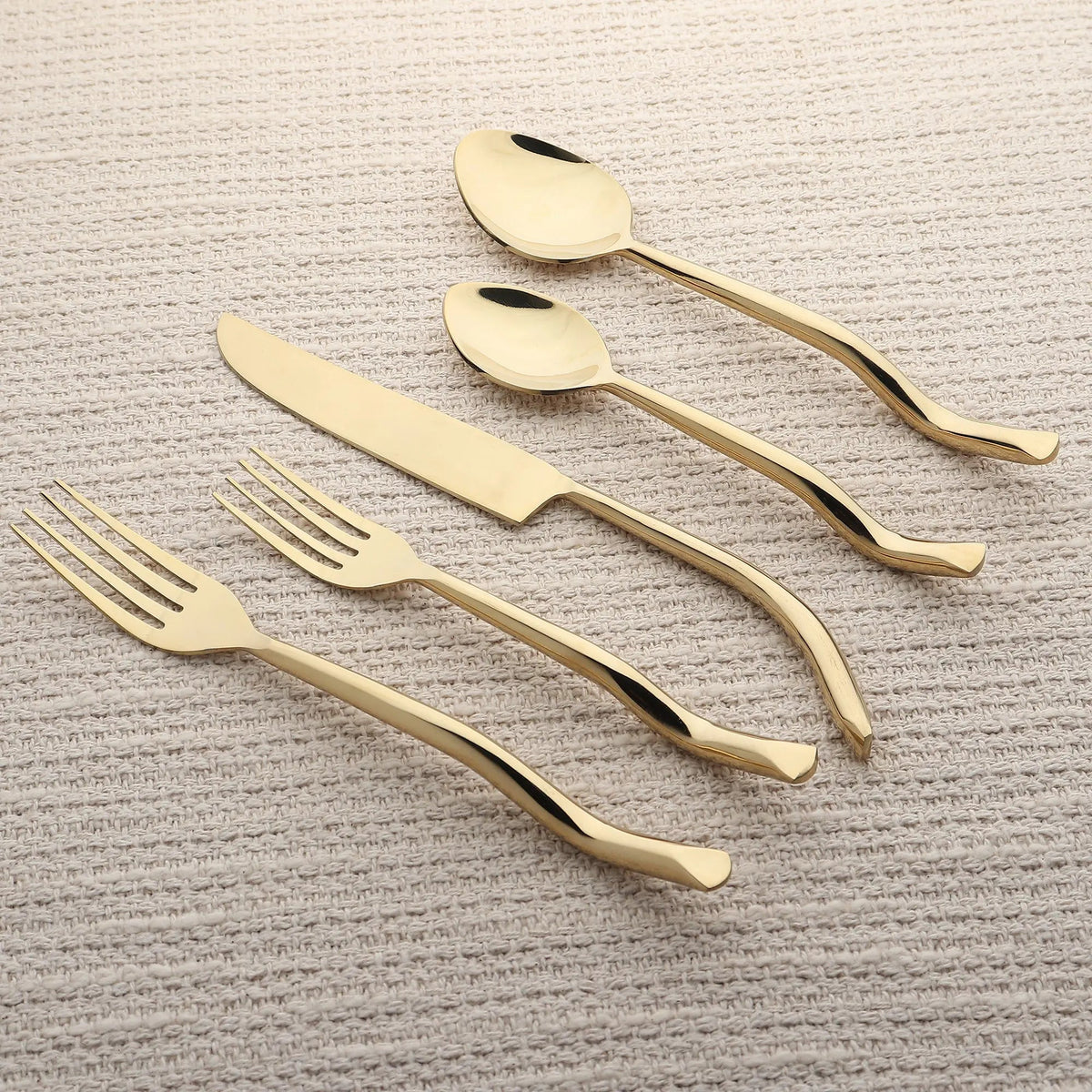 Twig PVD 5 Piece Flatware Set With Elegant Curved Handles