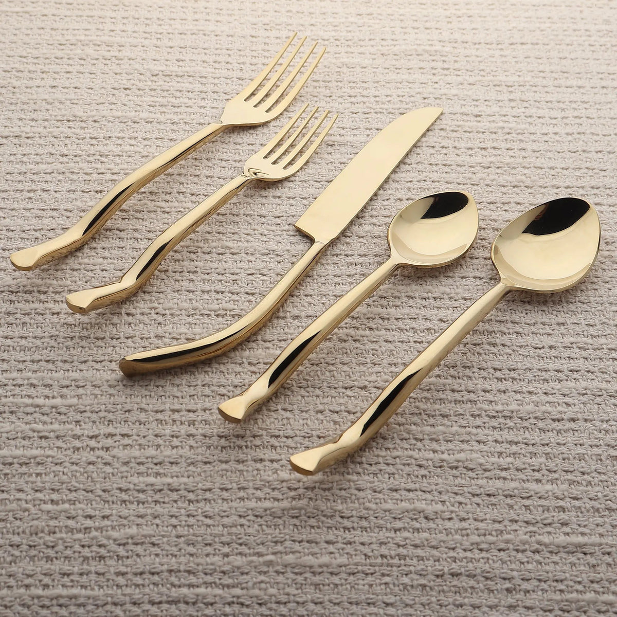 Twig PVD 5 Piece Flatware Set With Elegant Curved Handles