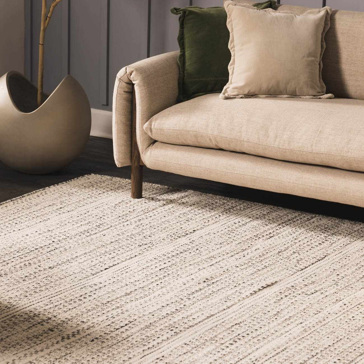 Williford Classic Hand Woven Wool Area Rug Cream And Black