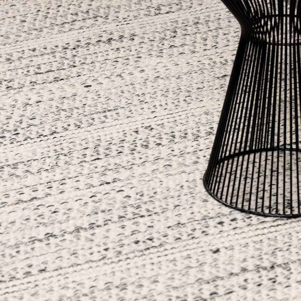 Williford Classic Hand Woven Wool Area Rug Cream And Black