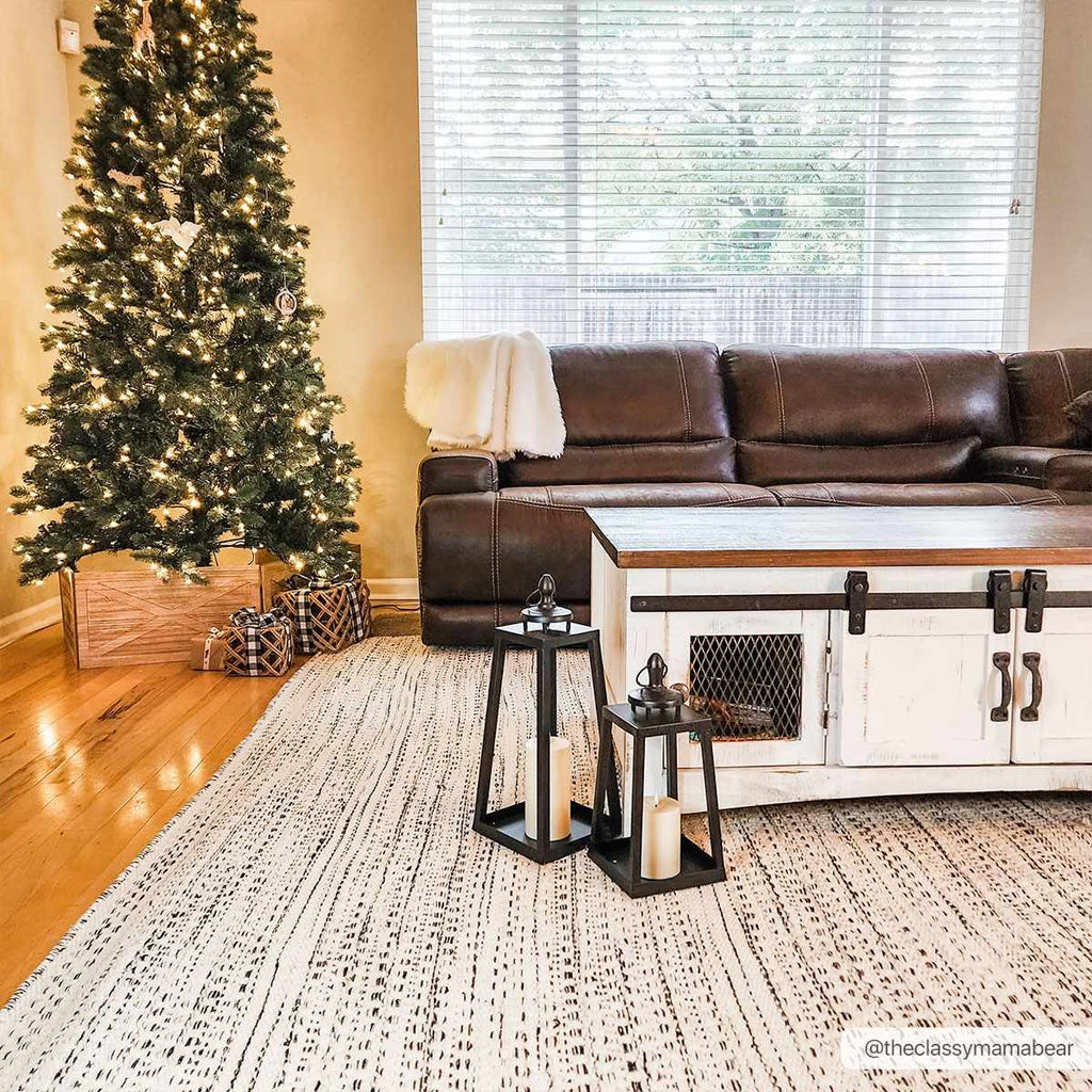 Williford Classic Hand Woven Wool Area Rug Cream And Black