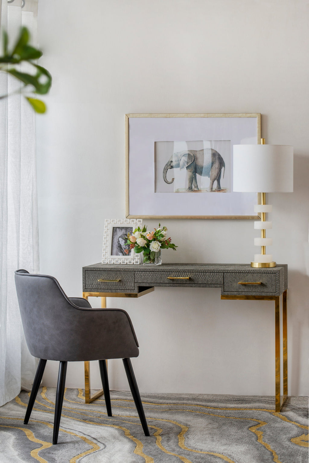 Verona Marble Table Lamp With Brass Metal Frame 13x13x26
