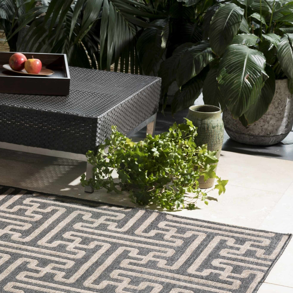 Janamuato Elegant Ivory Geometric Cement Outdoor Planter