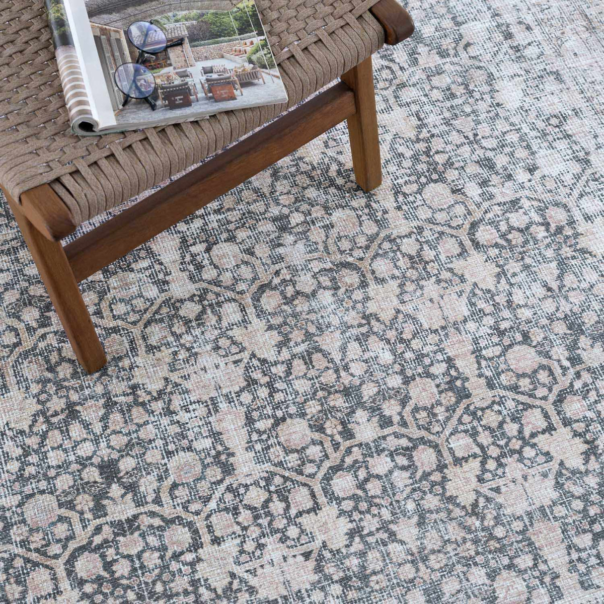 Hedda Boutique Washable Rug With Gray And Teal Pattern