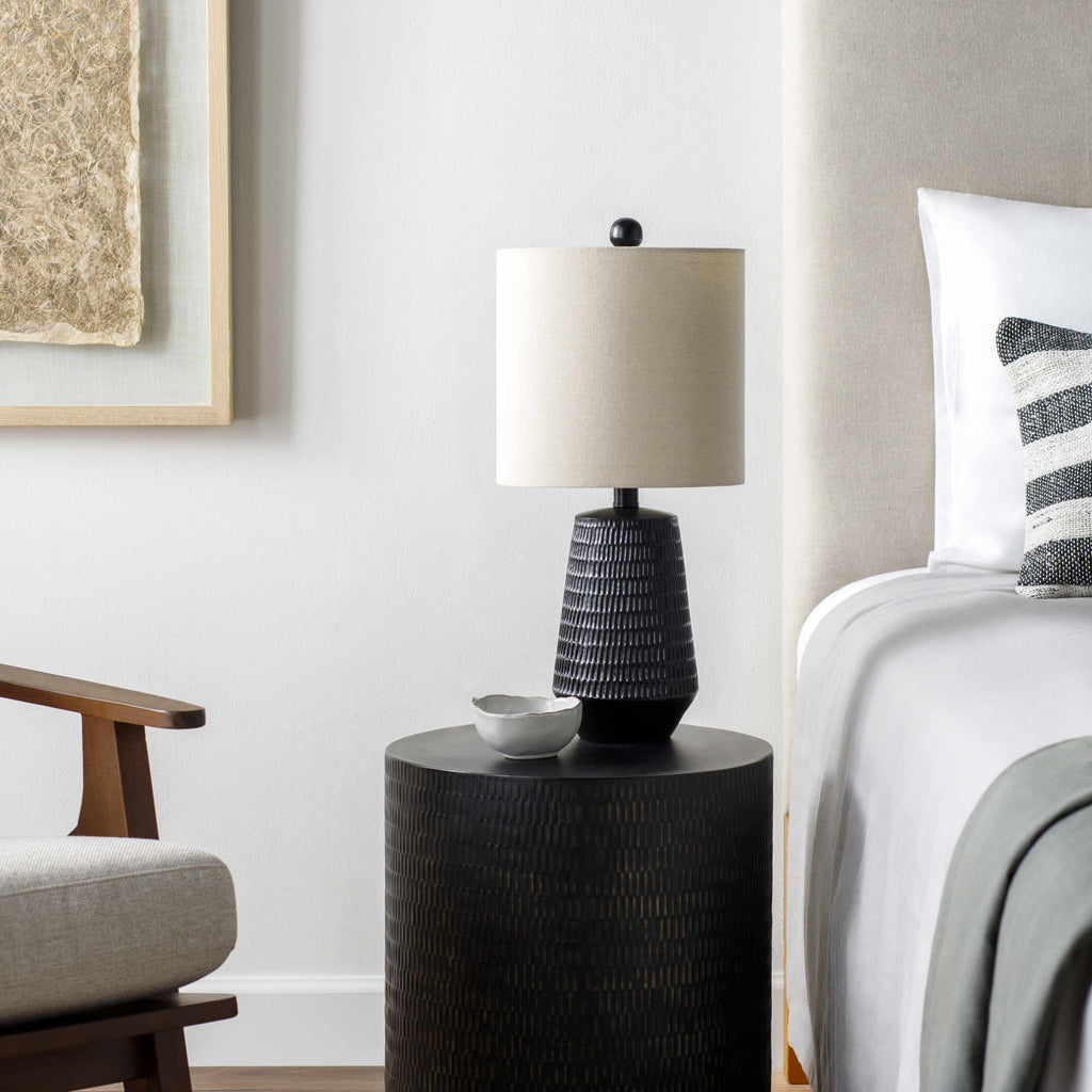 Berehomet Black Resin Table Lamp With Bronze Details And Linen Shade