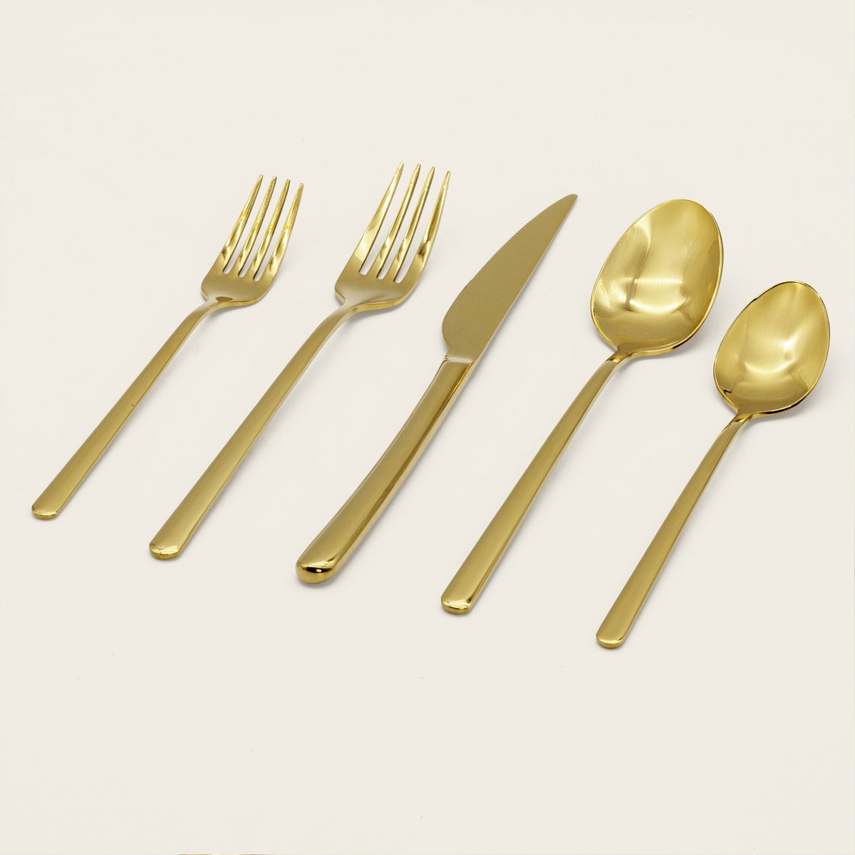 At The Table Emilia Mirror Flatware Set 20 Piece Silver