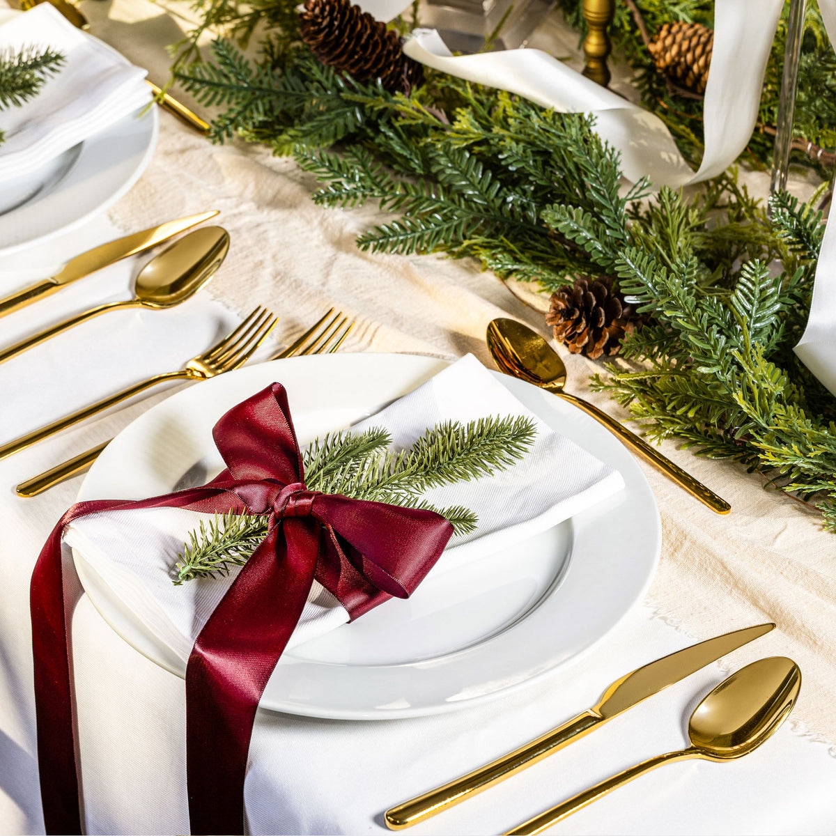 At The Table Emilia Mirror Flatware Set 20 Piece Silver