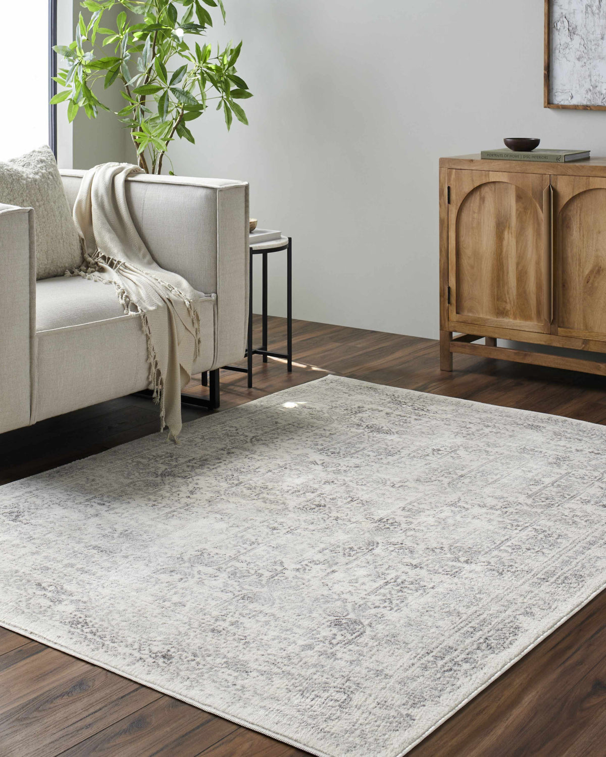 Meridian Home Michie Machine Woven Polypropylene Area Rug